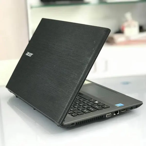 Laptop Acer cũ được đánh giá cao về độ bền của pin